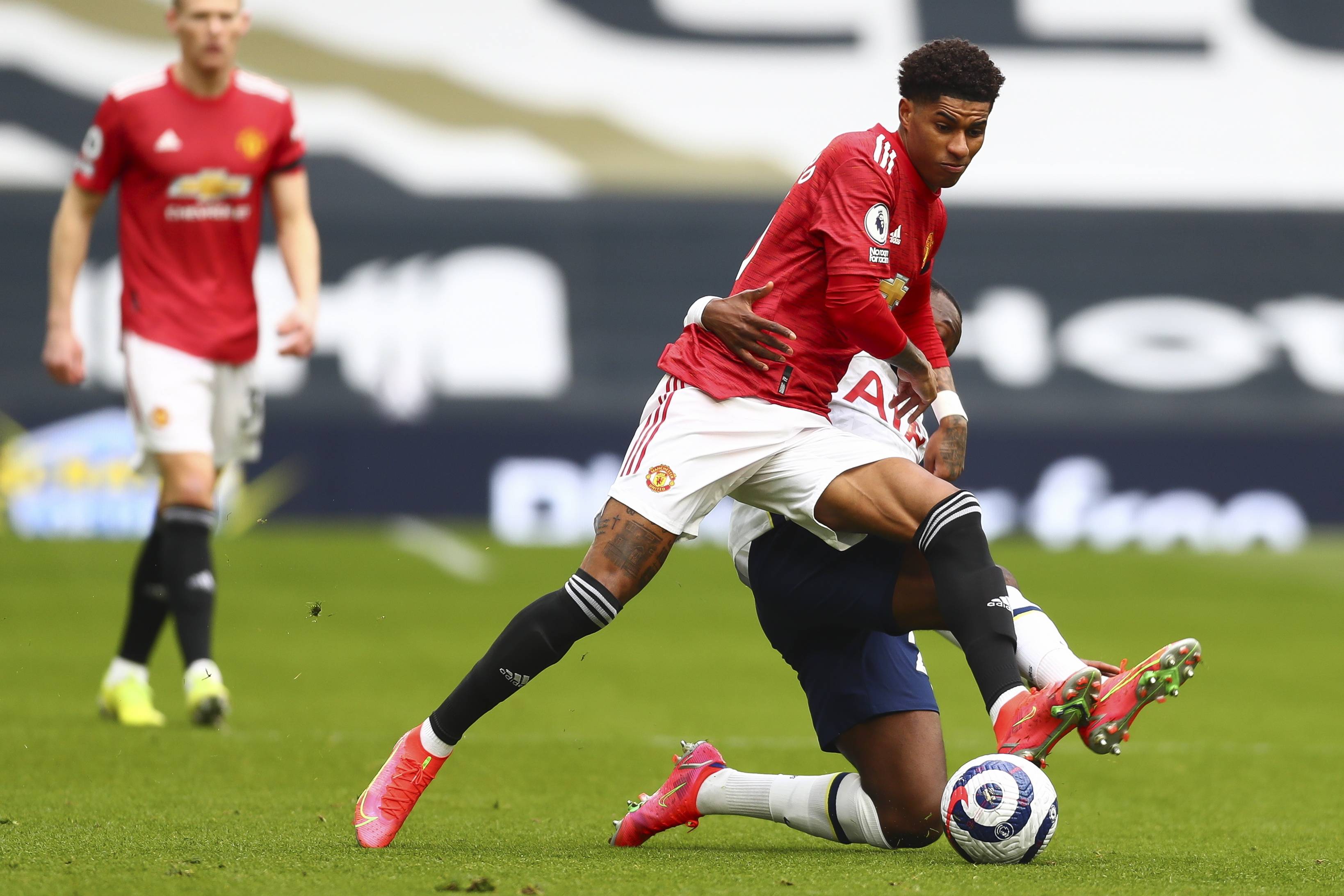 针对青年球 针对青年球